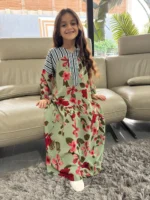 عبايه بناتي سنو وايت🍓