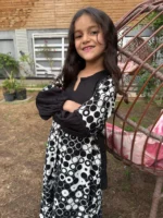 عبايه بناتي زمرده ♥️